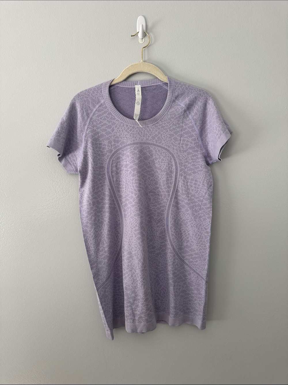 lululemon athletica Women's Tech Workout Top Size 10 Gym Yoga training
